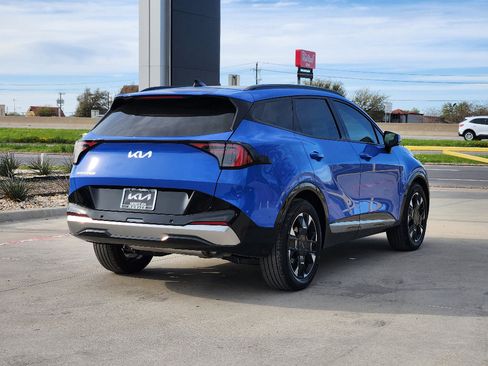 New 2026 Kia Sportage SX image 3