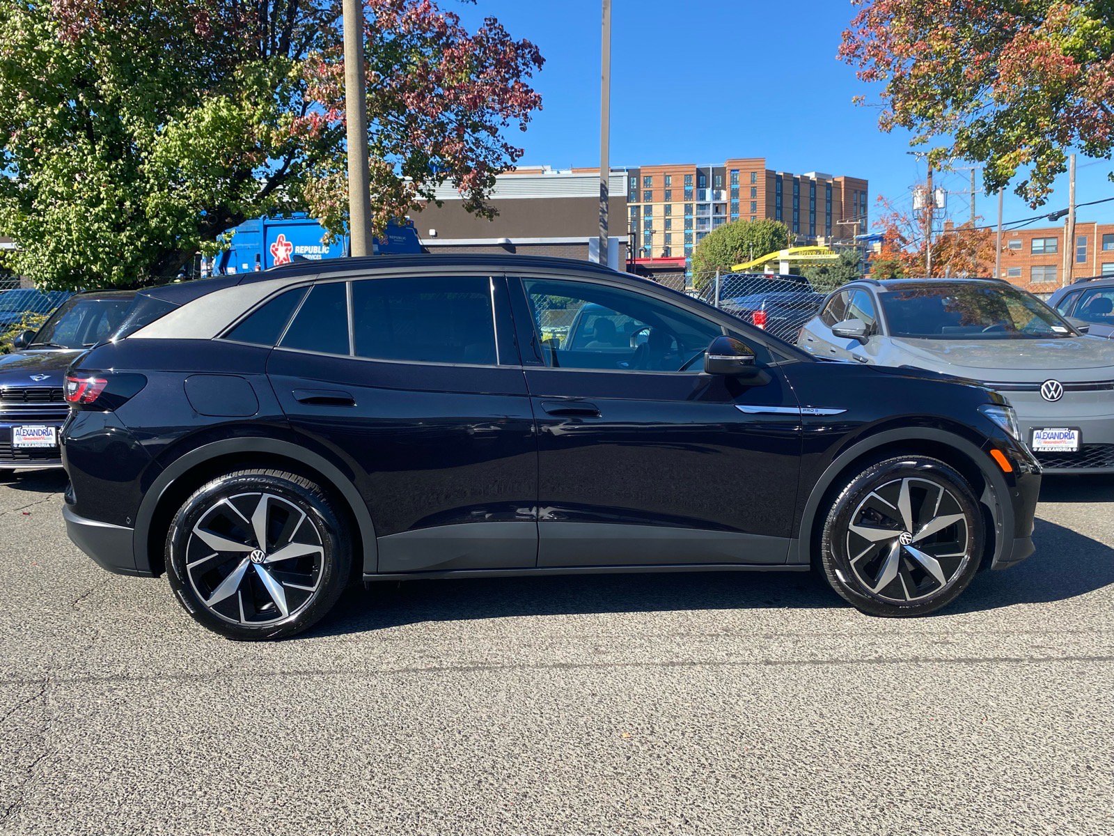 Certified 2023 Volkswagen ID.4 Pro S RWD image 2