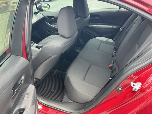 Used 2024 Toyota Corolla LE FWD image 32