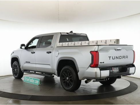 Used 2024 Toyota Tundra Limited image 8