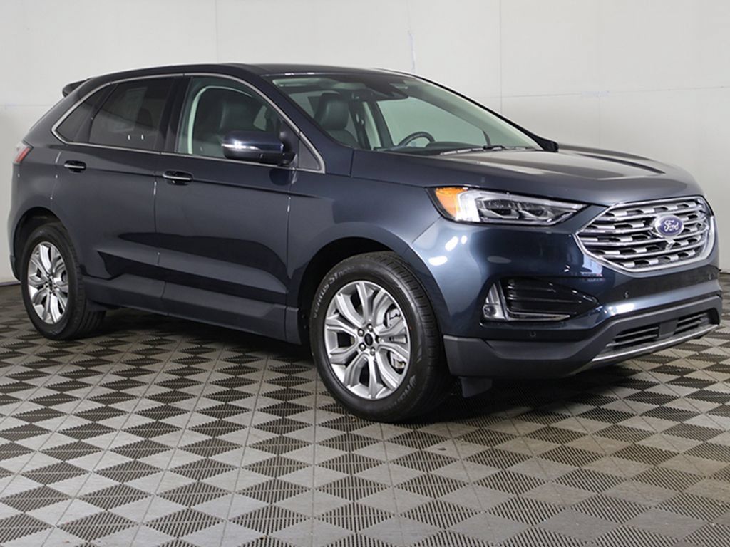 Used 2023 Ford Edge Titanium w/ Equipment Group 301A AWD/4WD image 2