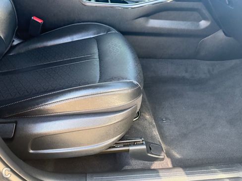 Used 2022 Kia Sorento S AWD/4WD image 11