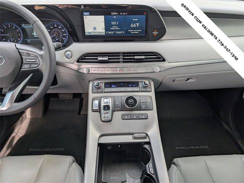 Used 2021 Hyundai Palisade SEL w/ Premium Package image 7