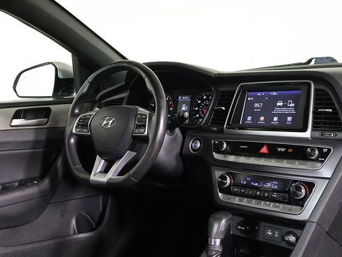 Used 2019 Hyundai Sonata Sport w/ Tech Package 03 FWD image 33