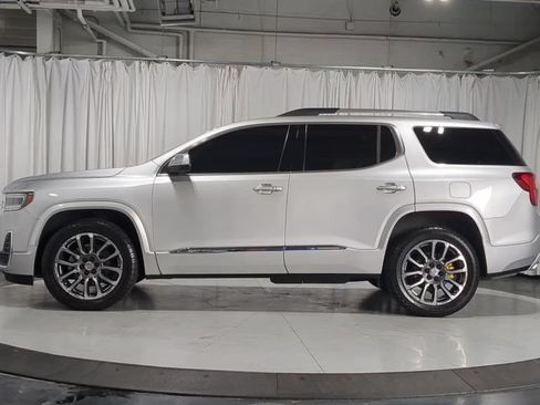 Used 2020 GMC Acadia Denali w/ Technology Package AWD/4WD image 6