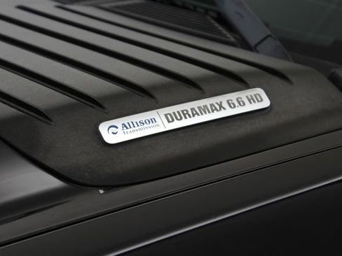 Used 2011 Chevrolet Silverado 2500 LTZ w/ LTZ Plus Package AWD/4WD image 14