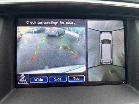 Used 2011 INFINITI QX56 4WD w/ Deluxe Touring Pkg image 38