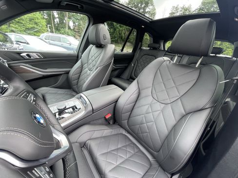Certified 2026 BMW X5 xDrive40i AWD/4WD image 9