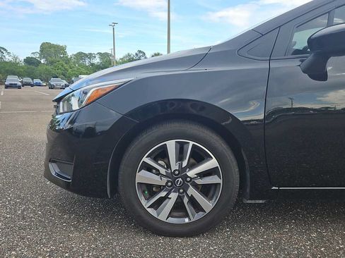 Used 2023 Nissan Versa SV FWD image 18