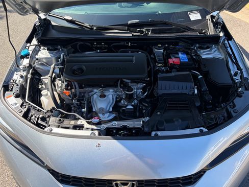 Used 2025 Honda Civic Sport image 29