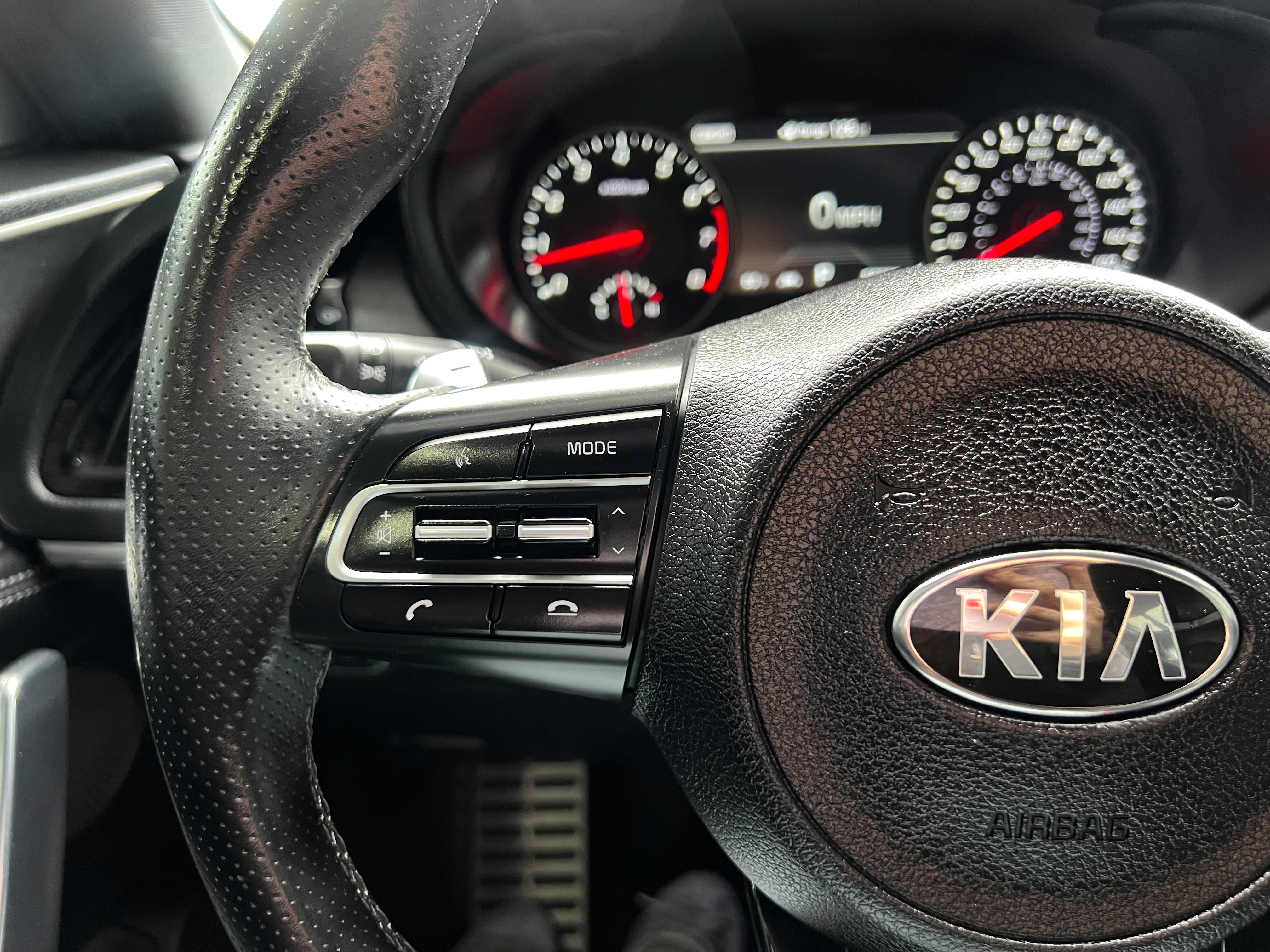 Used 2021 Kia Stinger GT2 RWD image 20