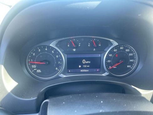 Used 2022 GMC Terrain SLT image 11