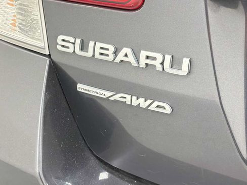 Used 2010 Subaru Legacy 2.5i AWD/4WD image 26