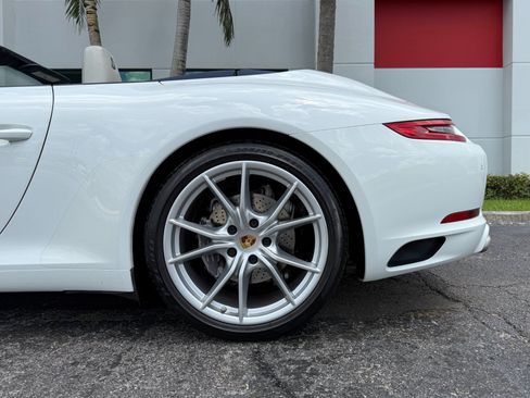 Used 2018 Porsche 911 Carrera image 8