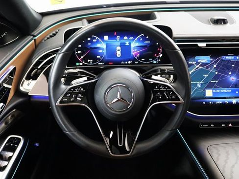 Used 2024 Mercedes-Benz E 350 4MATIC Sedan w/ Driver Assistance Package image 5