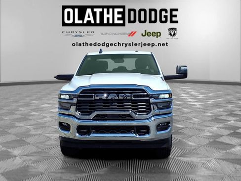 Used 2026 RAM 2500 Big Horn AWD/4WD image 32