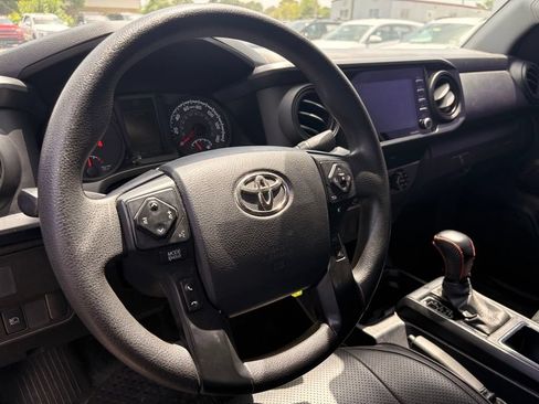 Used 2020 Toyota Tacoma SR w/ SR Convenience Package RWD image 10