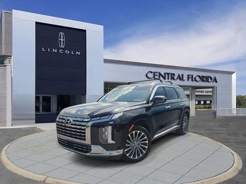 Used 2023 Hyundai Palisade Calligraphy w/ Cargo Package FWD image 31