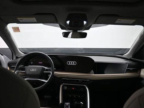 Used 2025 Audi Q5 Prestige AWD/4WD image 29