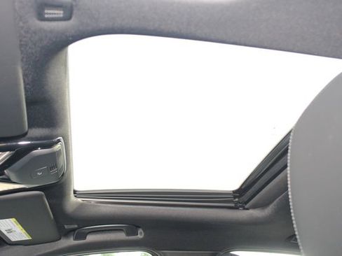 New 2026 BMW 330i xDrive Sedan w/ Premium Package image 21