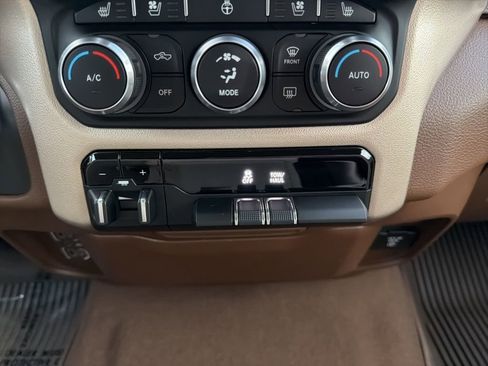 Used 2019 RAM 1500 Laramie w/ Trailer Tow Group image 27