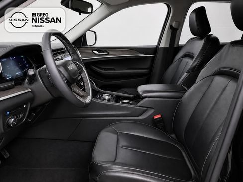 Used 2022 Jeep Grand Cherokee Limited 4xe AWD/4WD image 5