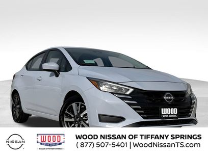 New 2025 Nissan Versa SV w/ Trunk Package