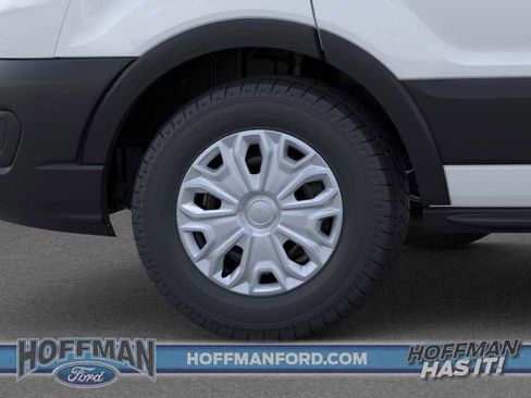 New 2026 Ford Transit 250 148 Medium Roof RWD image 18