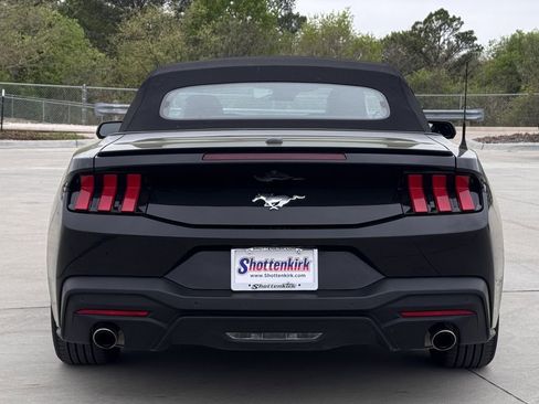 Used 2024 Ford Mustang Premium RWD image 5