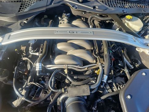 Used 2018 Ford Mustang GT Premium w/ GT Performance Package RWD image 9