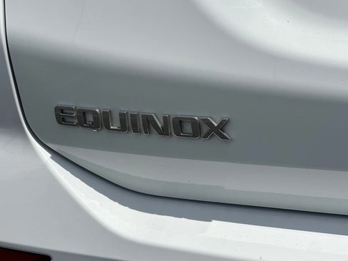 Used 2024 Chevrolet Equinox LT FWD image 27
