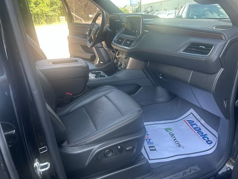 Used 2024 Chevrolet Tahoe High Country AWD/4WD image 15