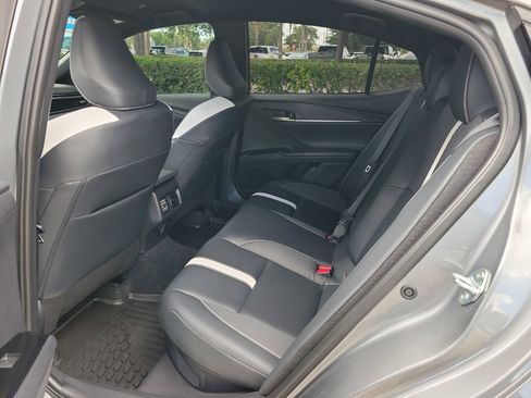 Used 2026 Toyota Camry SE FWD image 11