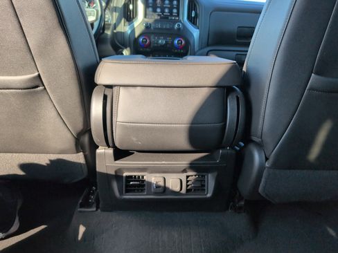 Used 2021 Chevrolet Silverado 1500 LT w/ Convenience Package II image 29