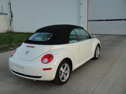 Used 2007 Volkswagen Beetle Triple White Edition image 16