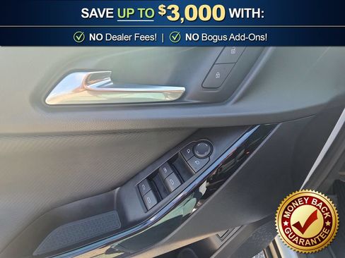 Used 2025 Chevrolet Equinox LT w/ Convenience Package II FWD image 16