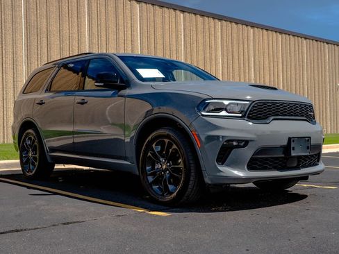 Used 2023 Dodge Durango GT AWD/4WD image 2