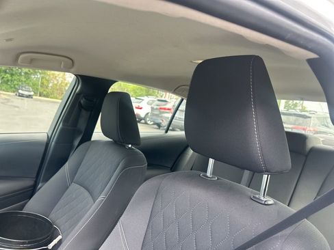 Used 2024 Toyota Corolla LE AWD/4WD image 19