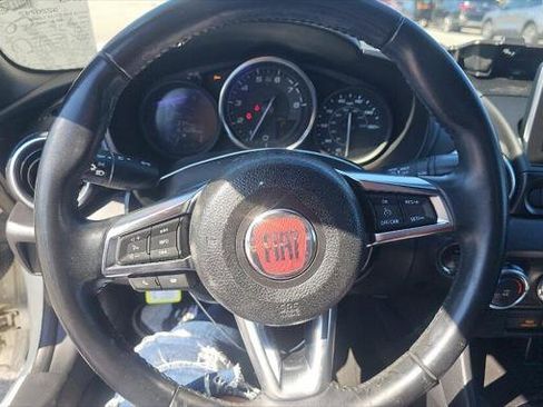 Used 2019 FIAT 124 Spider image 18