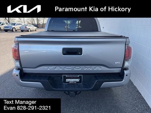 Used 2021 Toyota Tacoma TRD Off-Road image 6