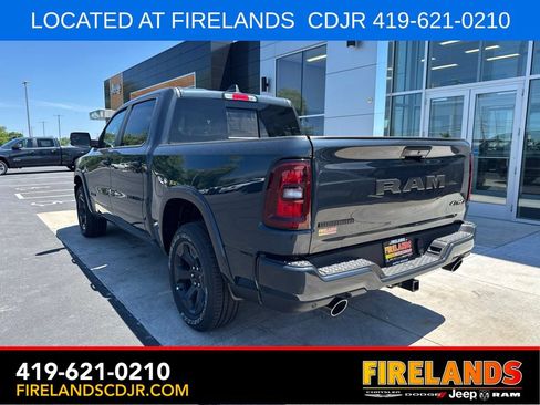 New 2026 RAM 1500 Big Horn AWD/4WD image 5