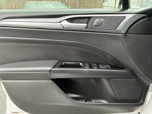 Used 2016 Ford Fusion Titanium image 13