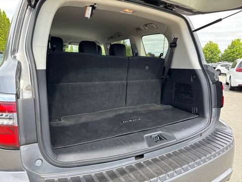 Used 2024 Nissan Armada SV AWD/4WD image 14