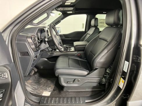 New 2025 Ford F150 Lariat w/ Equipment Group 502A High image 15