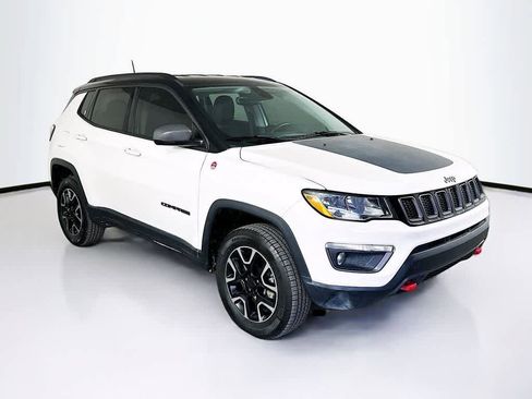 Used 2019 Jeep Compass Trailhawk w/ Cold Weather Group image 24