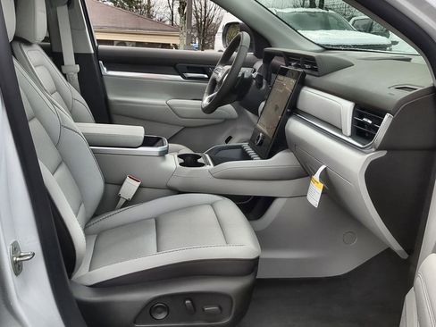 New 2026 GMC Terrain Denali image 27