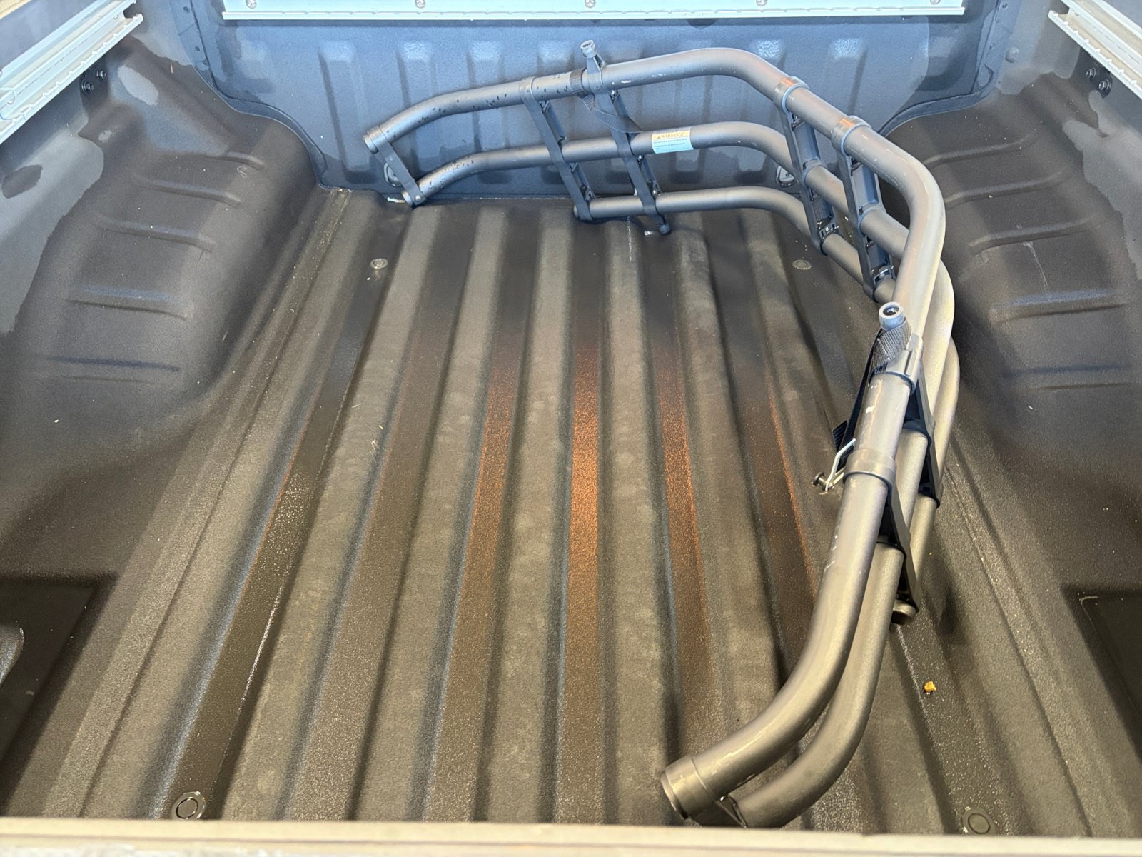 Used 2022 Nissan Frontier SV AWD/4WD image 32