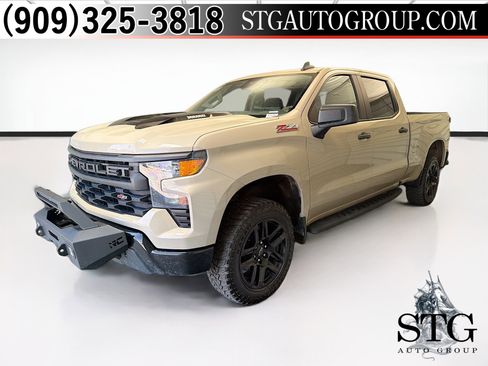 Used 2022 Chevrolet Silverado 1500 Custom Trail Boss AWD/4WD image 1