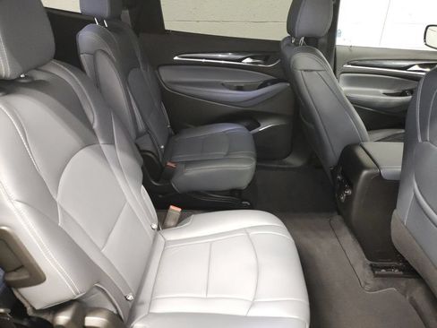 Used 2024 Buick Enclave Essence FWD image 11