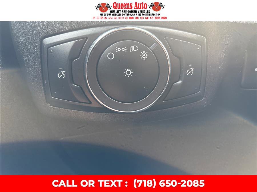 Used 2018 Ford Fusion SE FWD image 20